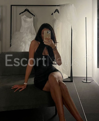 Photo escort girl Viktoria : the best escort service